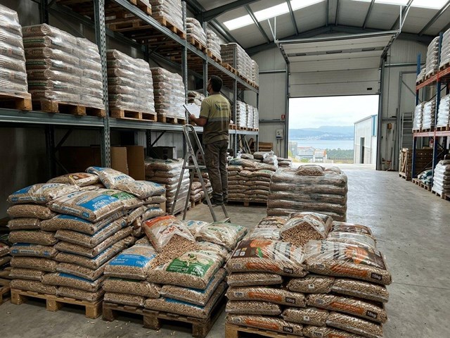 Servicio profesional de venta de pellets en O Grove